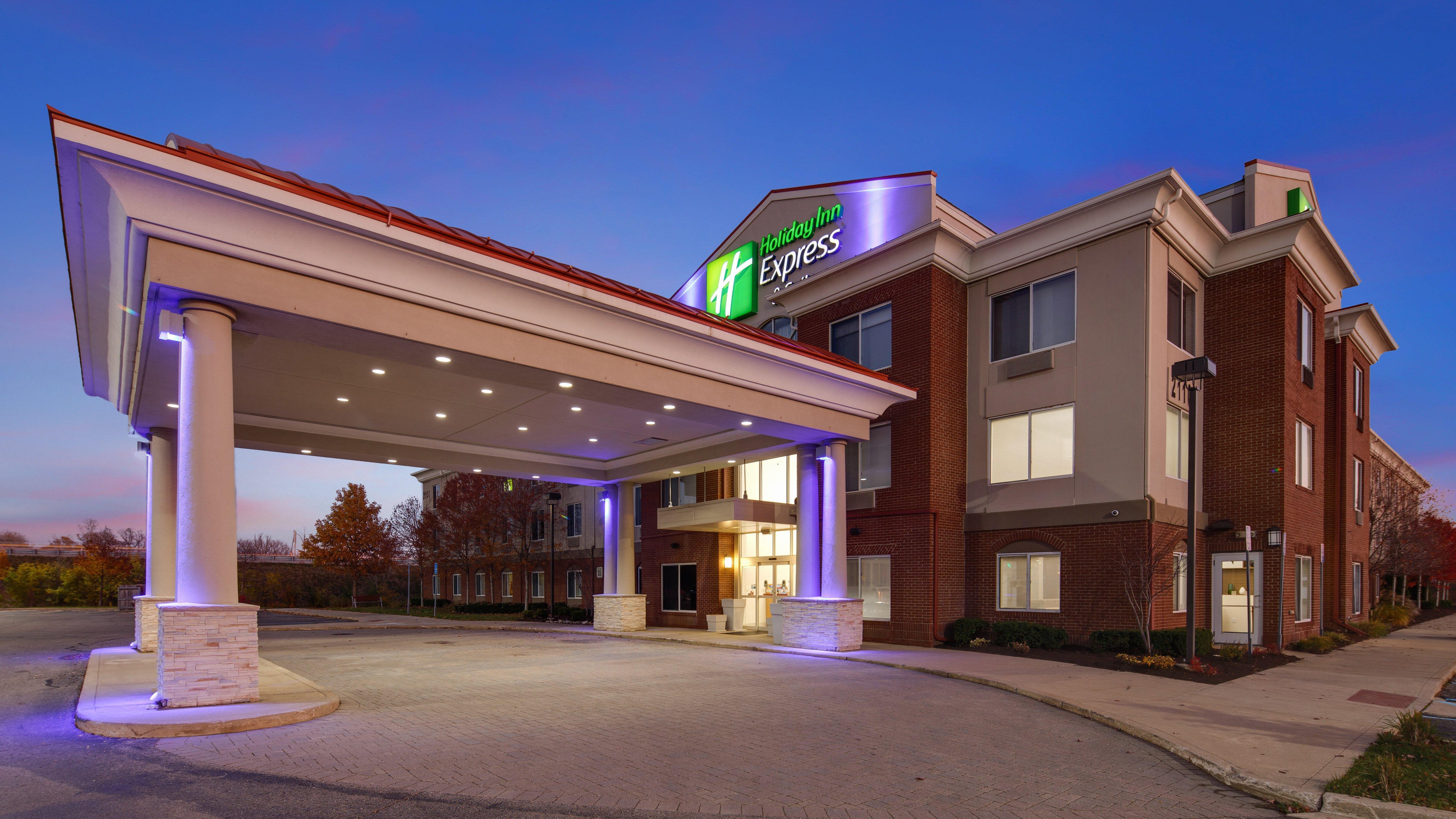 Holiday Inn Express & Suites Detroit - Farmington Hills By Ihg Northville Zewnętrze zdjęcie