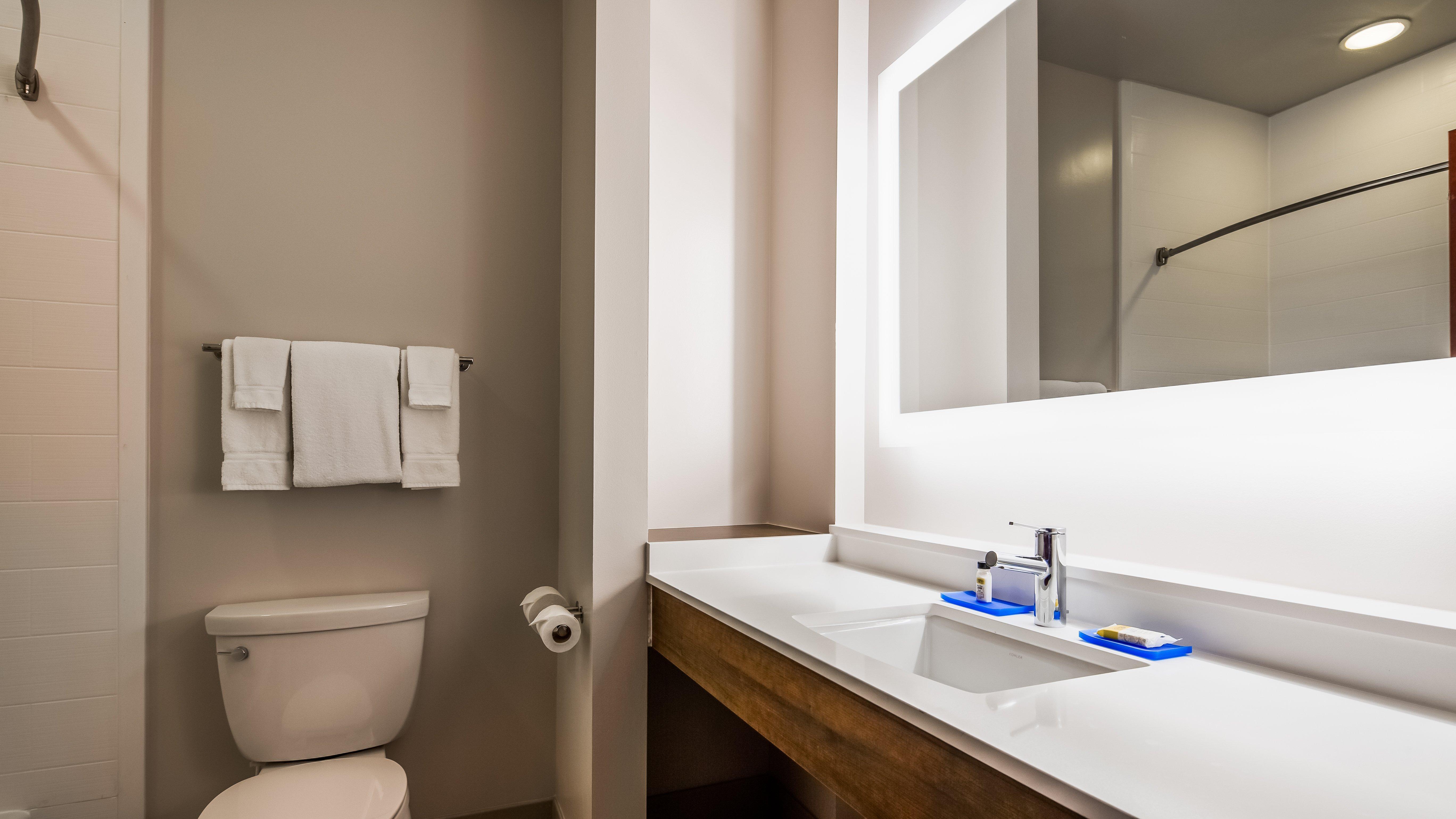 Holiday Inn Express & Suites Detroit - Farmington Hills By Ihg Northville Zewnętrze zdjęcie