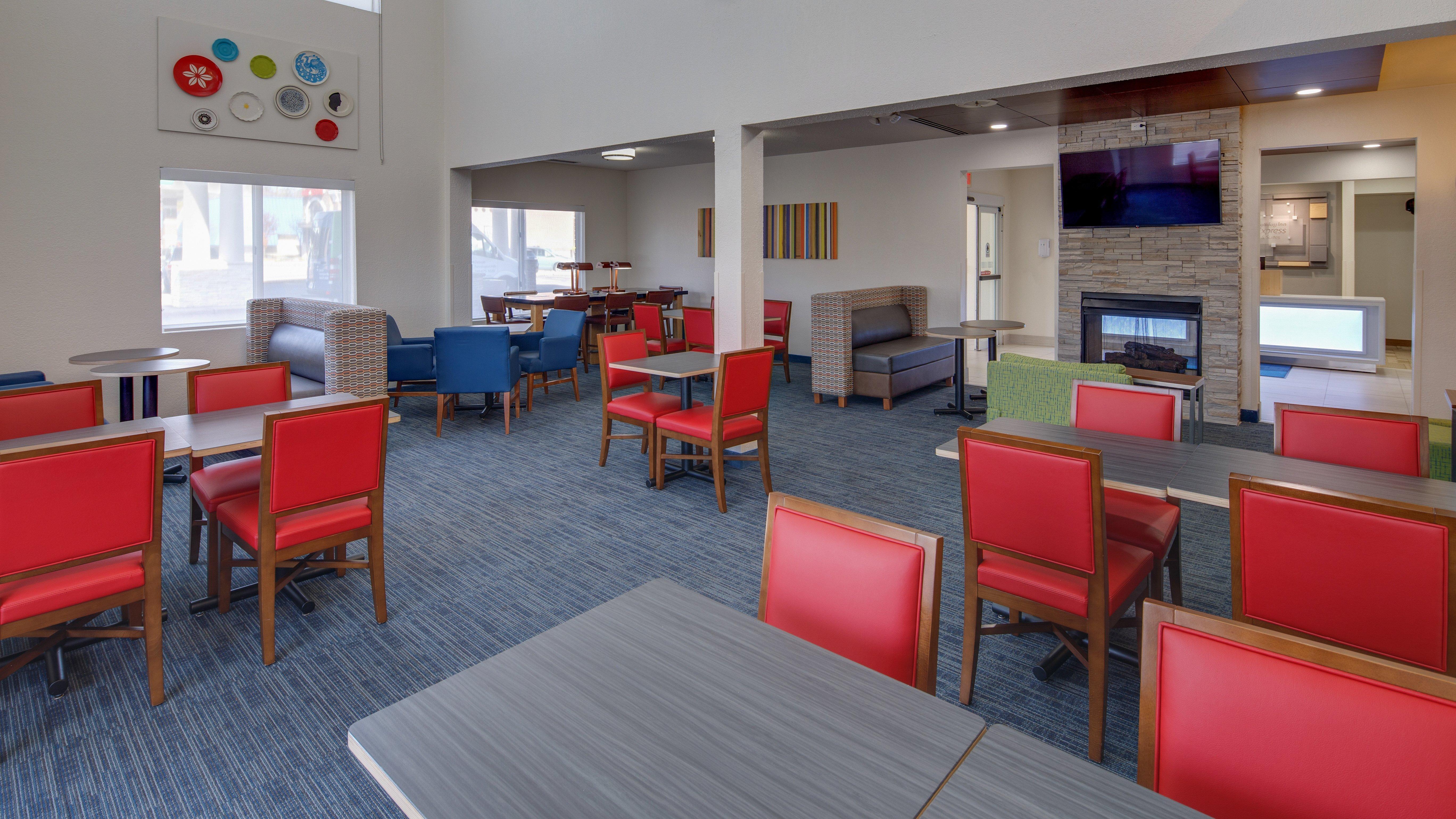 Holiday Inn Express & Suites Detroit - Farmington Hills By Ihg Northville Zewnętrze zdjęcie