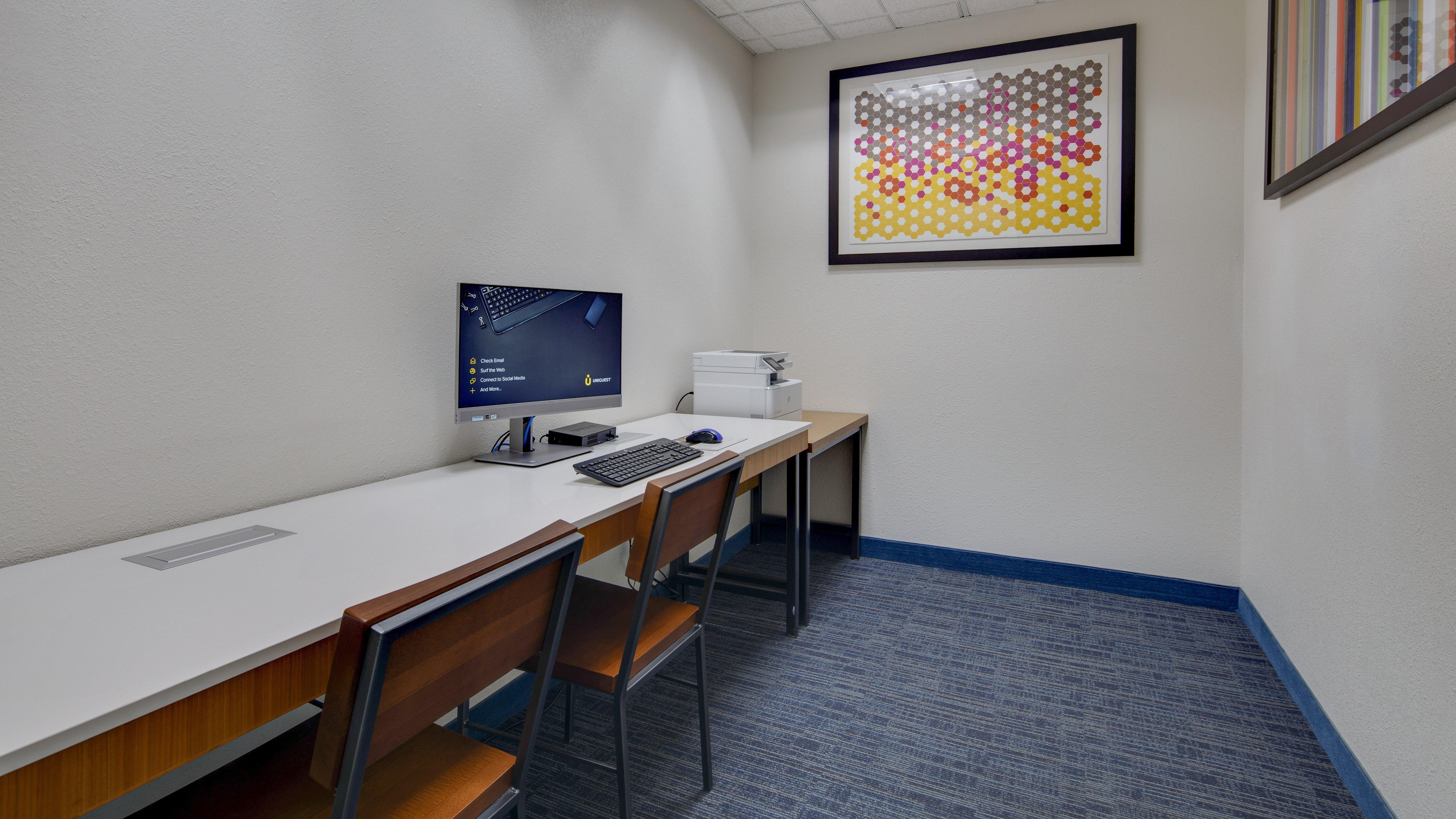 Holiday Inn Express & Suites Detroit - Farmington Hills By Ihg Northville Zewnętrze zdjęcie